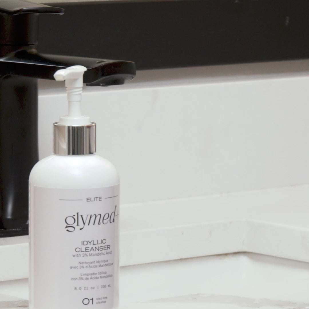 GLYMED PLUS - Idyllic Cleanser with 3% Mandelic Acid (8 oz - 236 ml)