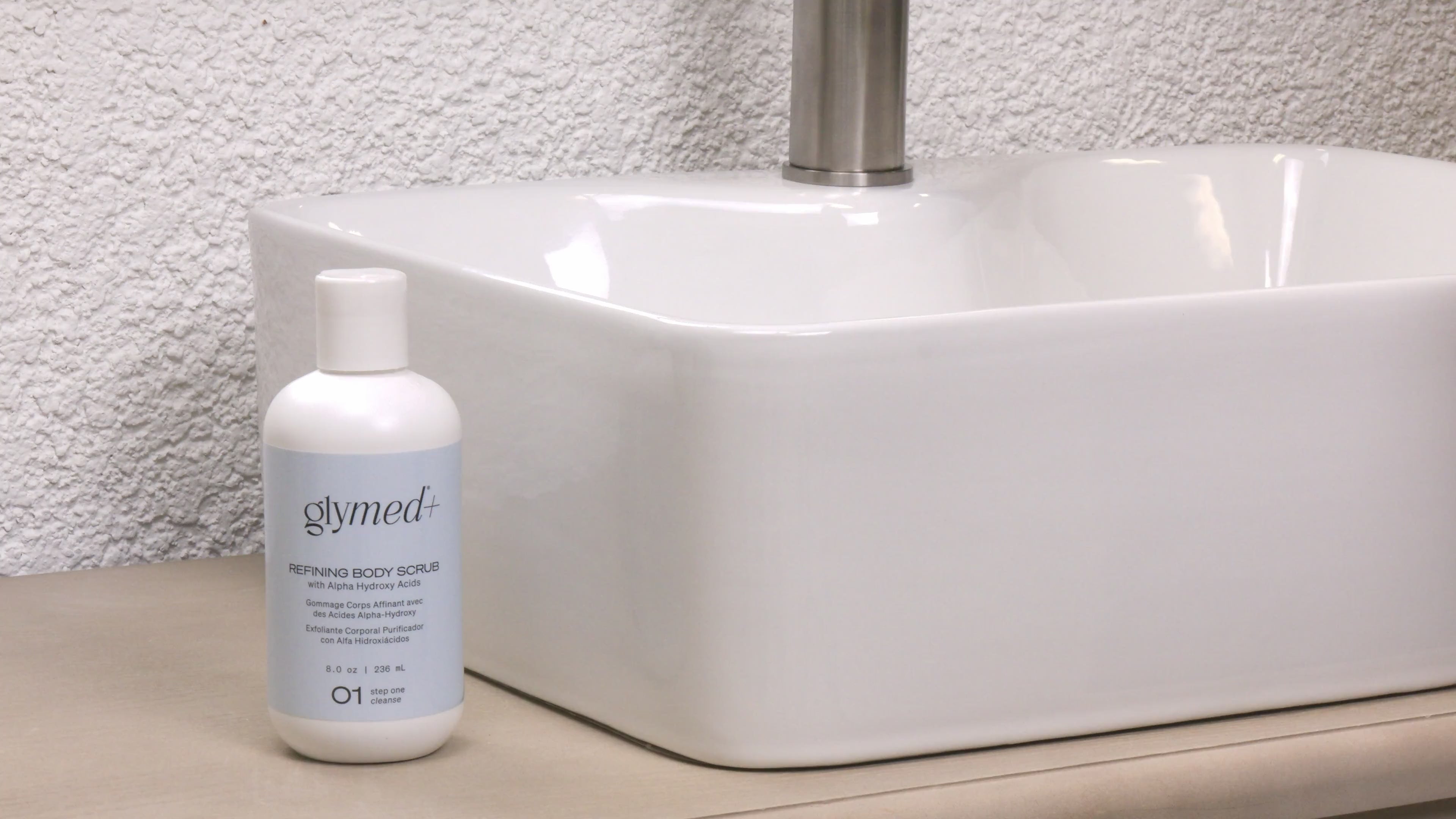 GLYMED PLUS - Refining Body Scrub with Alpha Hydroxy Acids (8 oz - 236 ml)